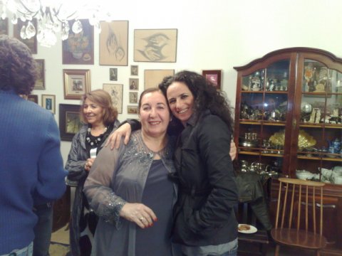 <p style="text-align: right;" dir="rtl">סילביה עם TRINIDAD ARTIGUEZ<br />להקת הפלמנקו אנטוניו מרקז<br />ברקע CARMEN CANTERO</p>
<p style="text-align: right;" dir="rtl"> </p>